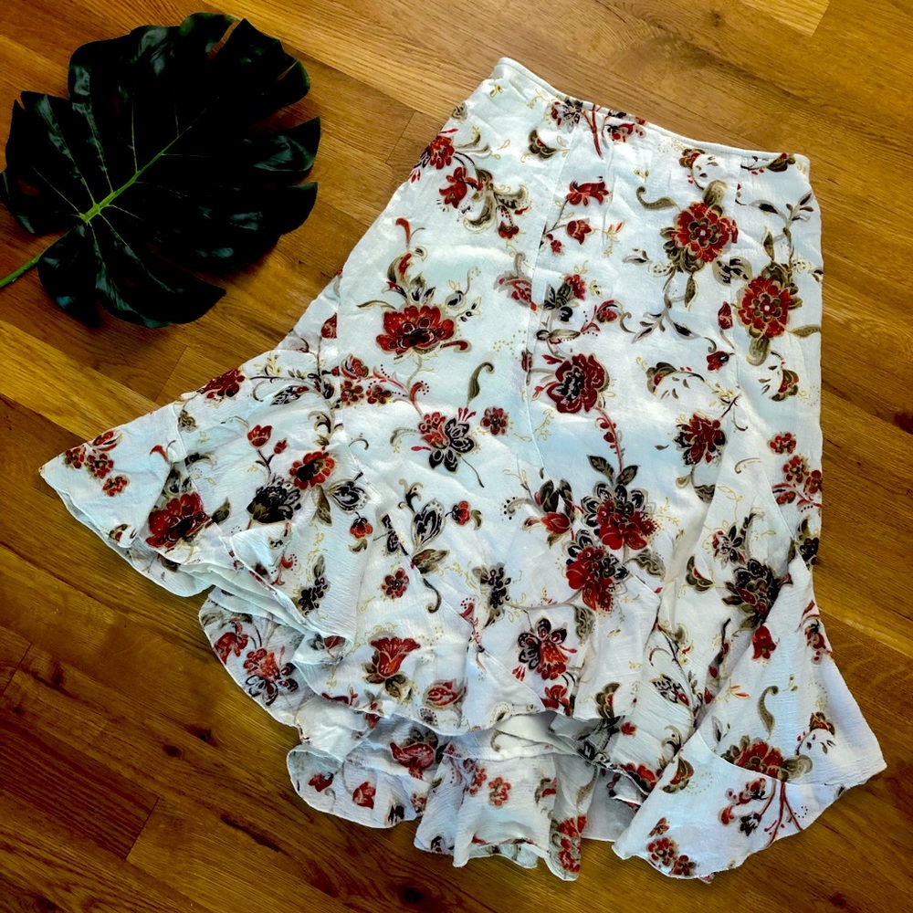 Flouncy Knee Length Floral Skirt